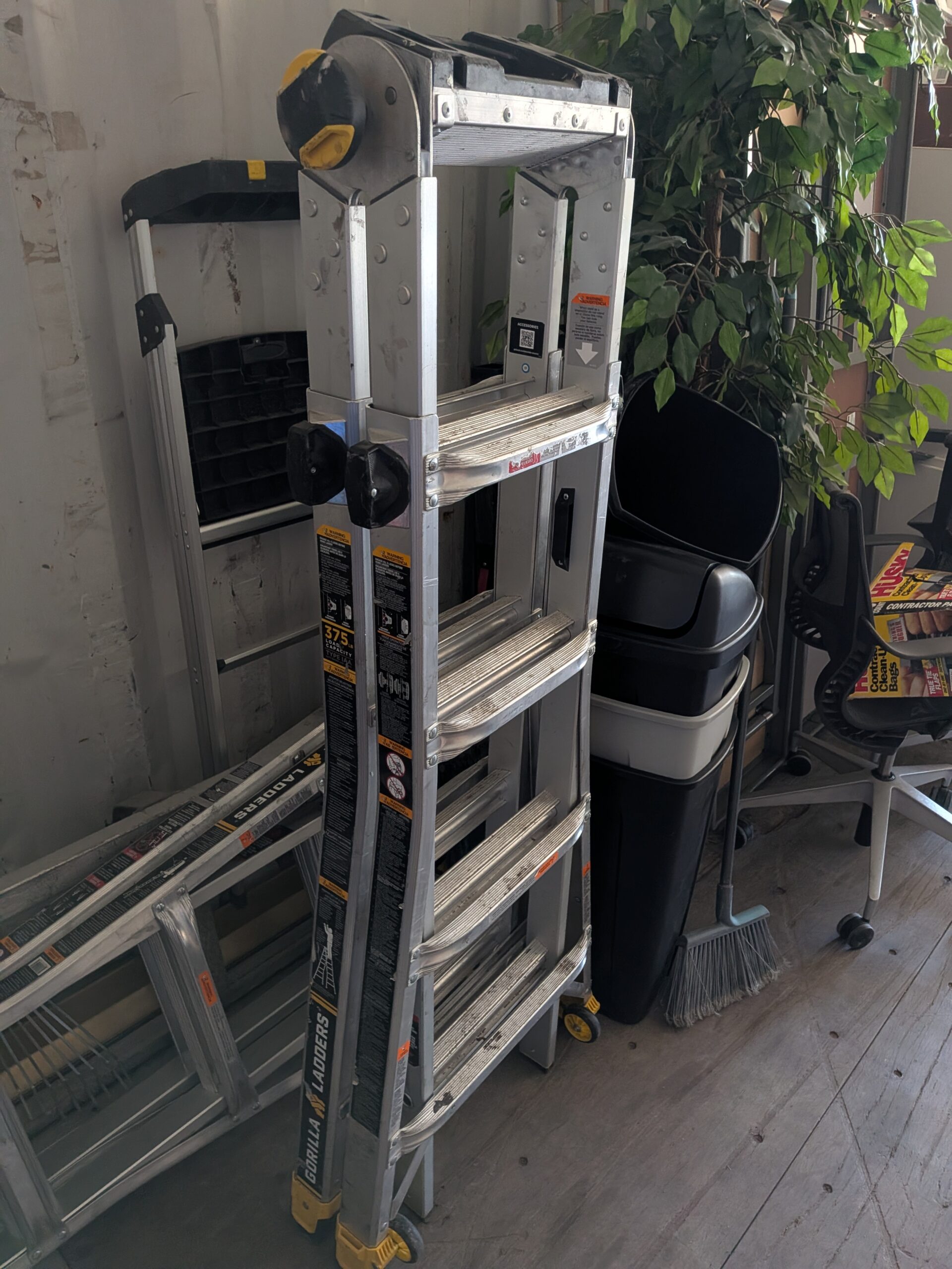 Gorilla Ladders MPXT 19 ft Multi-Position Ladder Gorilla Ladders MPXT 19 ft Multi-Position Ladder